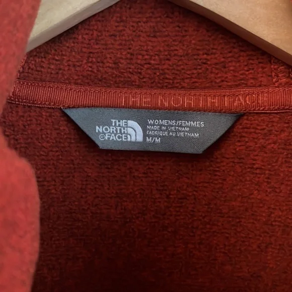 North Face size M womens Sweater - Picture 3 of 6